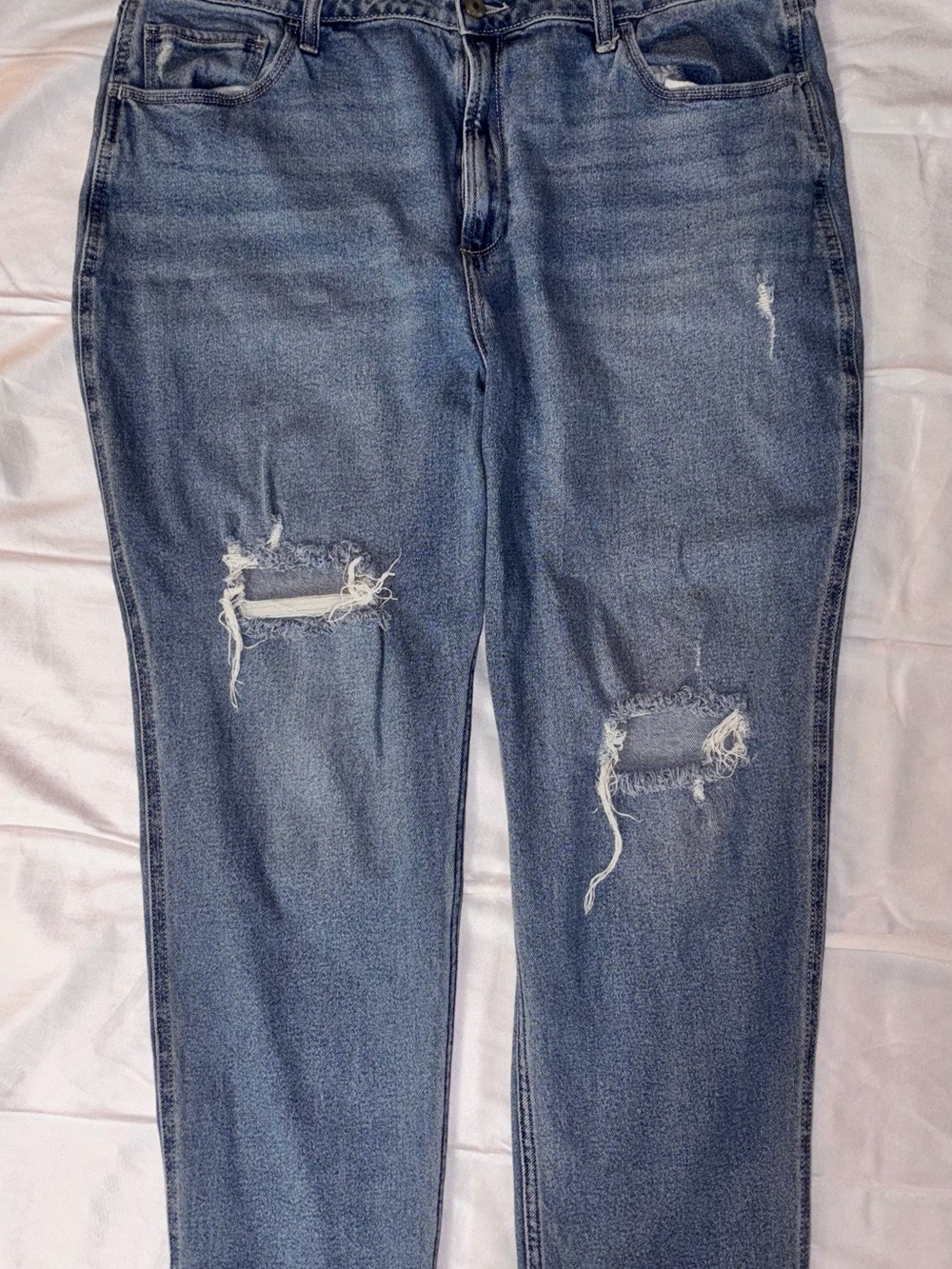 Hollister Women’s Boyfriend Jeans - Light Blue Distressed